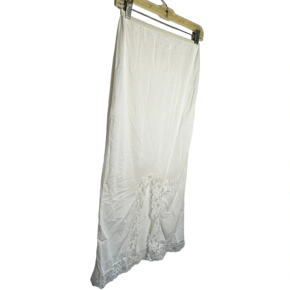 Vintage‎ Opalaire ILGWU Nylon Long Slip with Slit - Picture 3 of 6